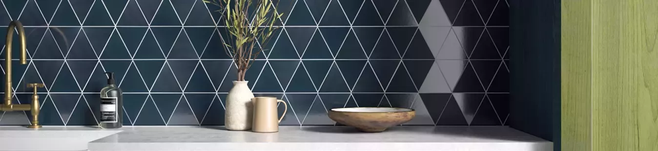 Carrelage Mural Triangulaire : Originalité & Style Graphique