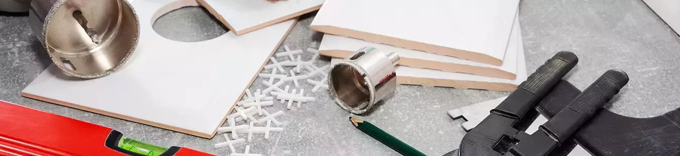 Accessoires Carrelage : Pose, Entretien & Finition Parfaite